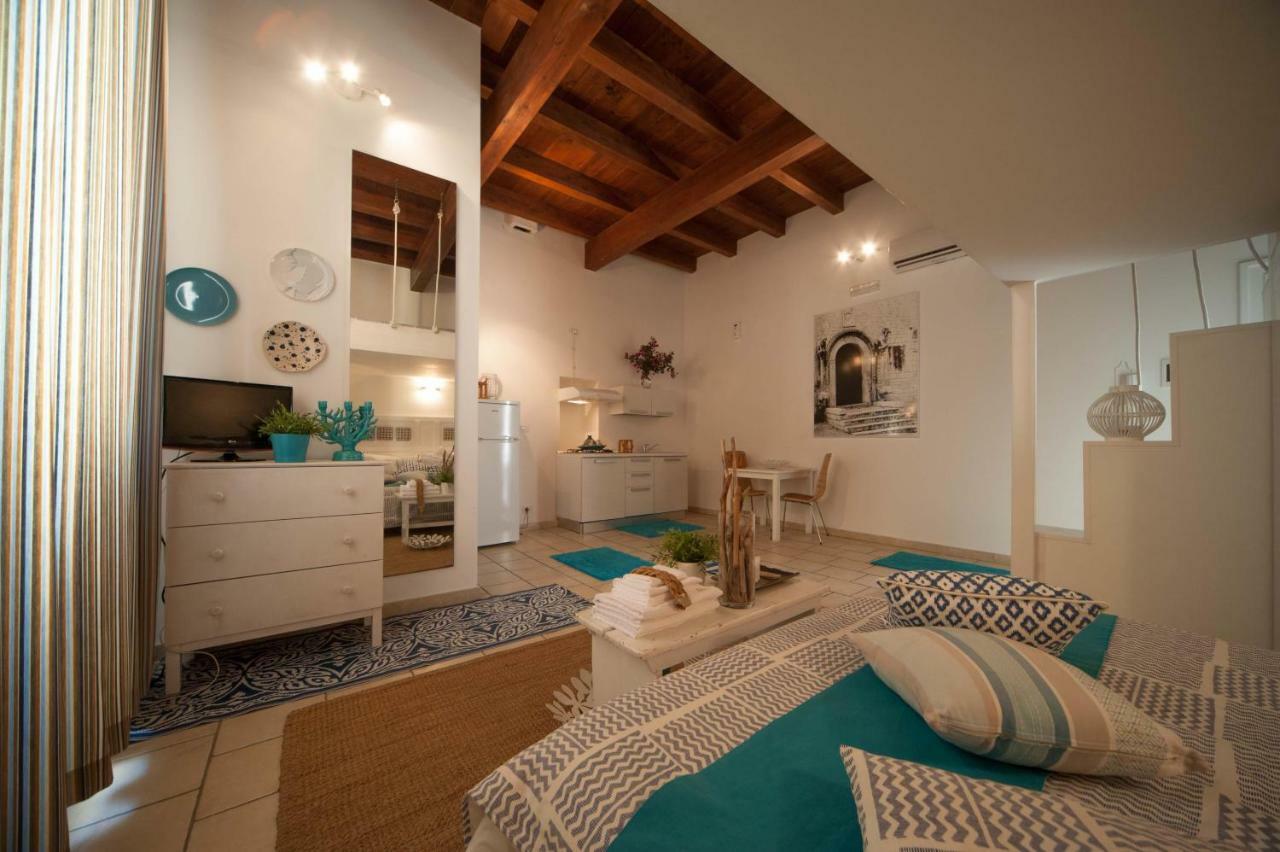 Bed and Breakfast Portadamare Трані Екстер'єр фото